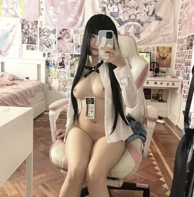 A bunch of sluts wanted my attention this morning cover image