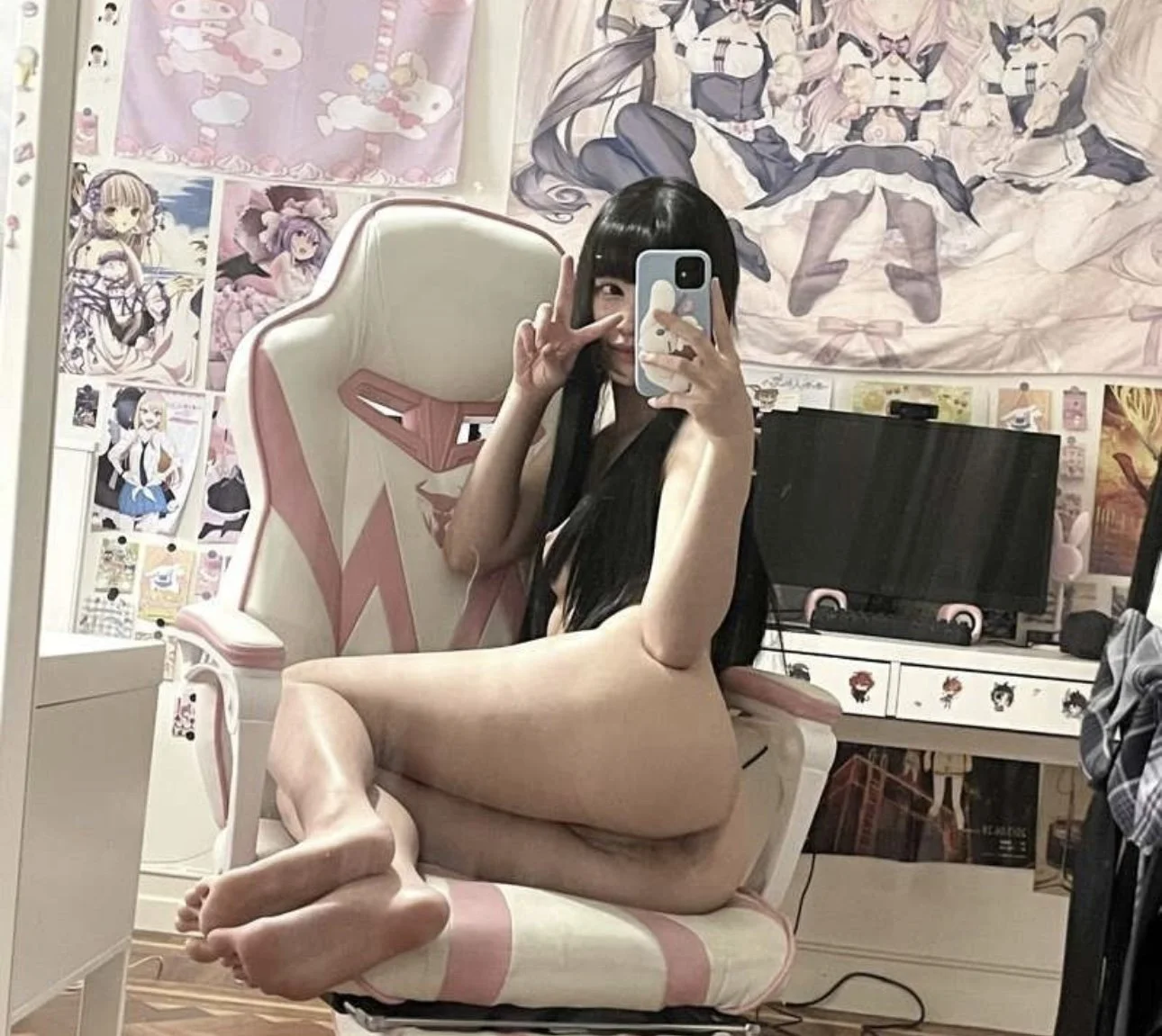A bunch of sluts wanted my attention this morning image 20