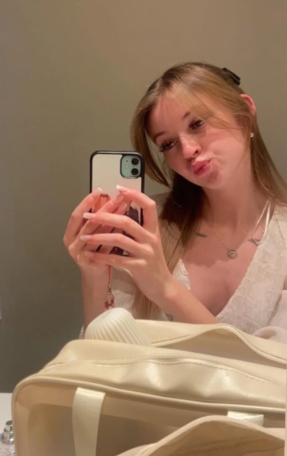 20, Tilly another wankbattle victory leading to a loser giving up his girl image 5