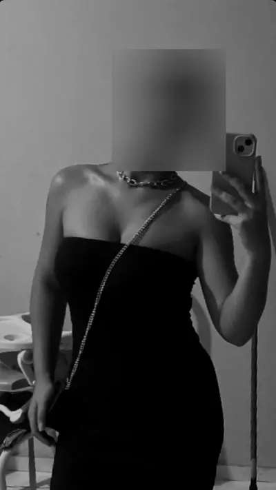 Comi Essa Novinha Gostosa cover image