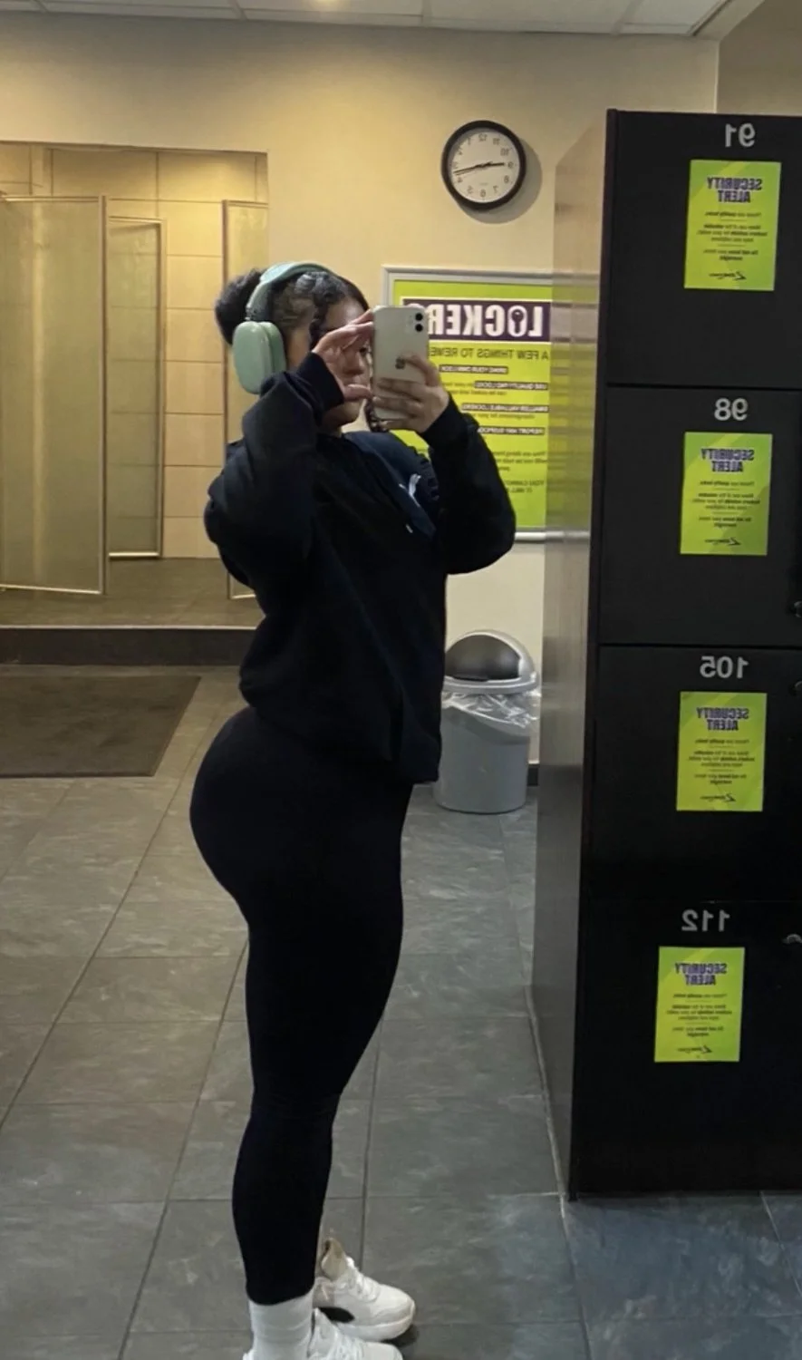 Pretty Thick curvy South African Rebdone baddie image 13