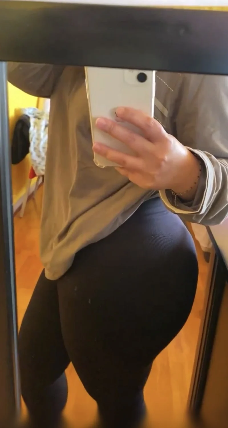 Pretty Thick curvy South African Rebdone baddie image 19