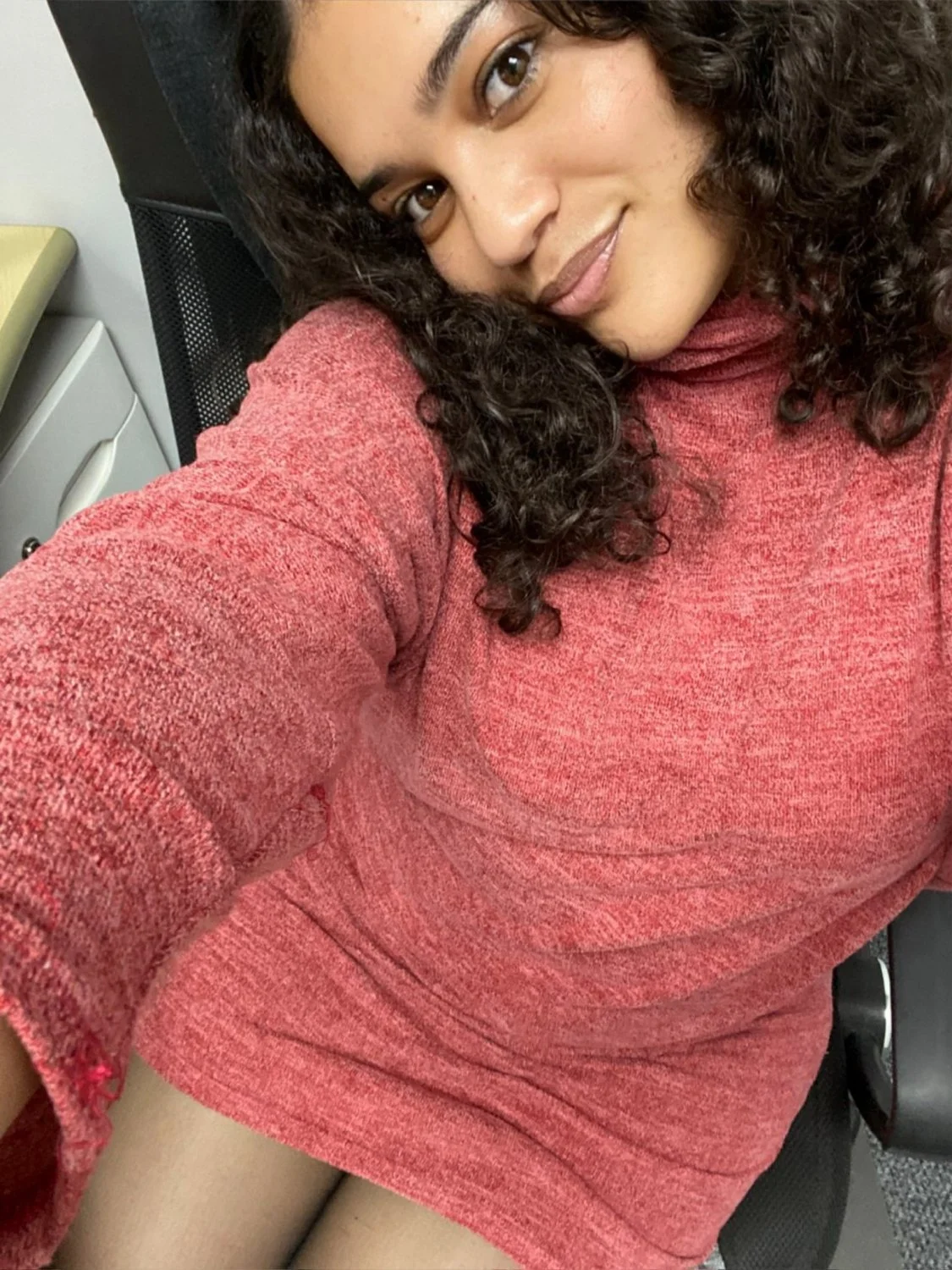Pretty Thick curvy South African Rebdone baddie image 9