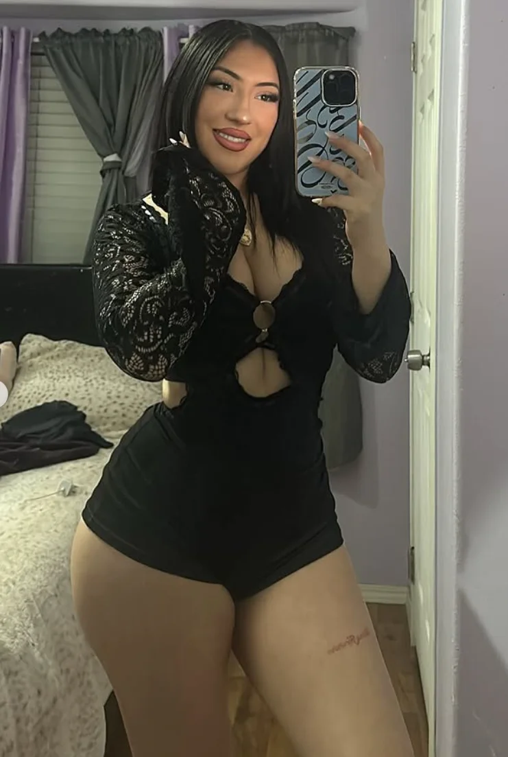 beautiful latina with a great ass image 3