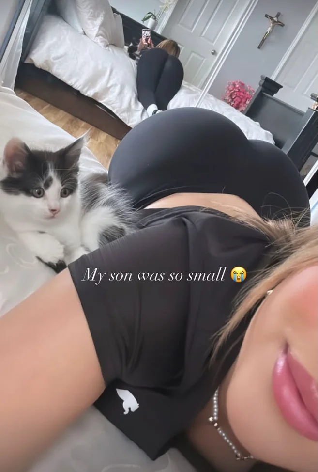 beautiful latina with a great ass image 39