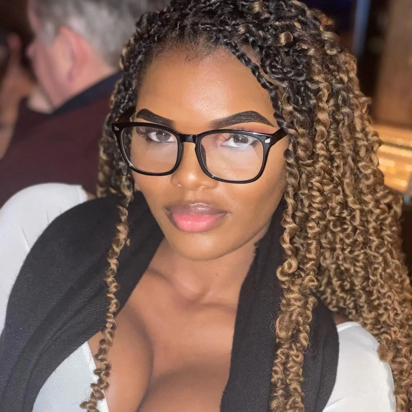 Shanice can ride hood main image