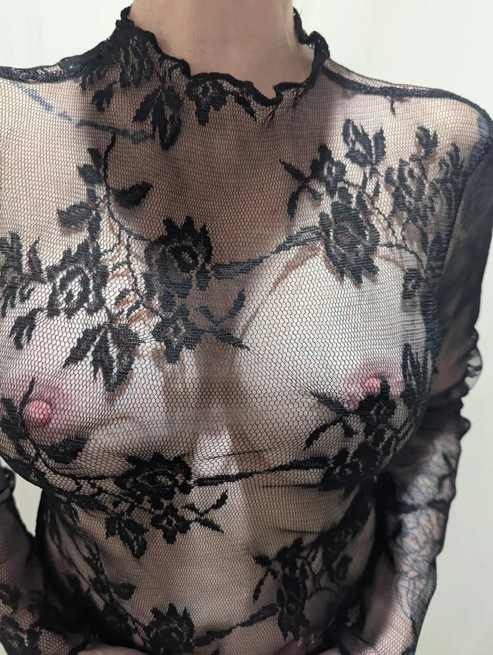 Aussie teacher loves to tease image 7