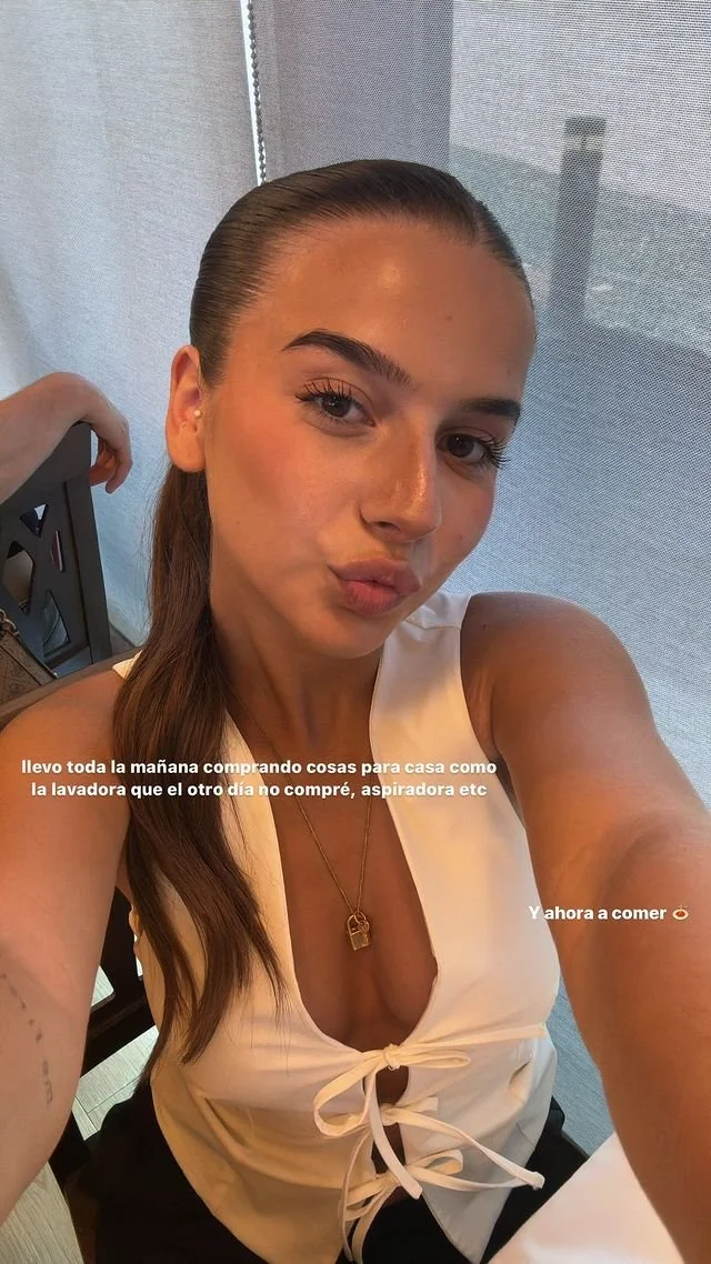 Lucia Correa image 22