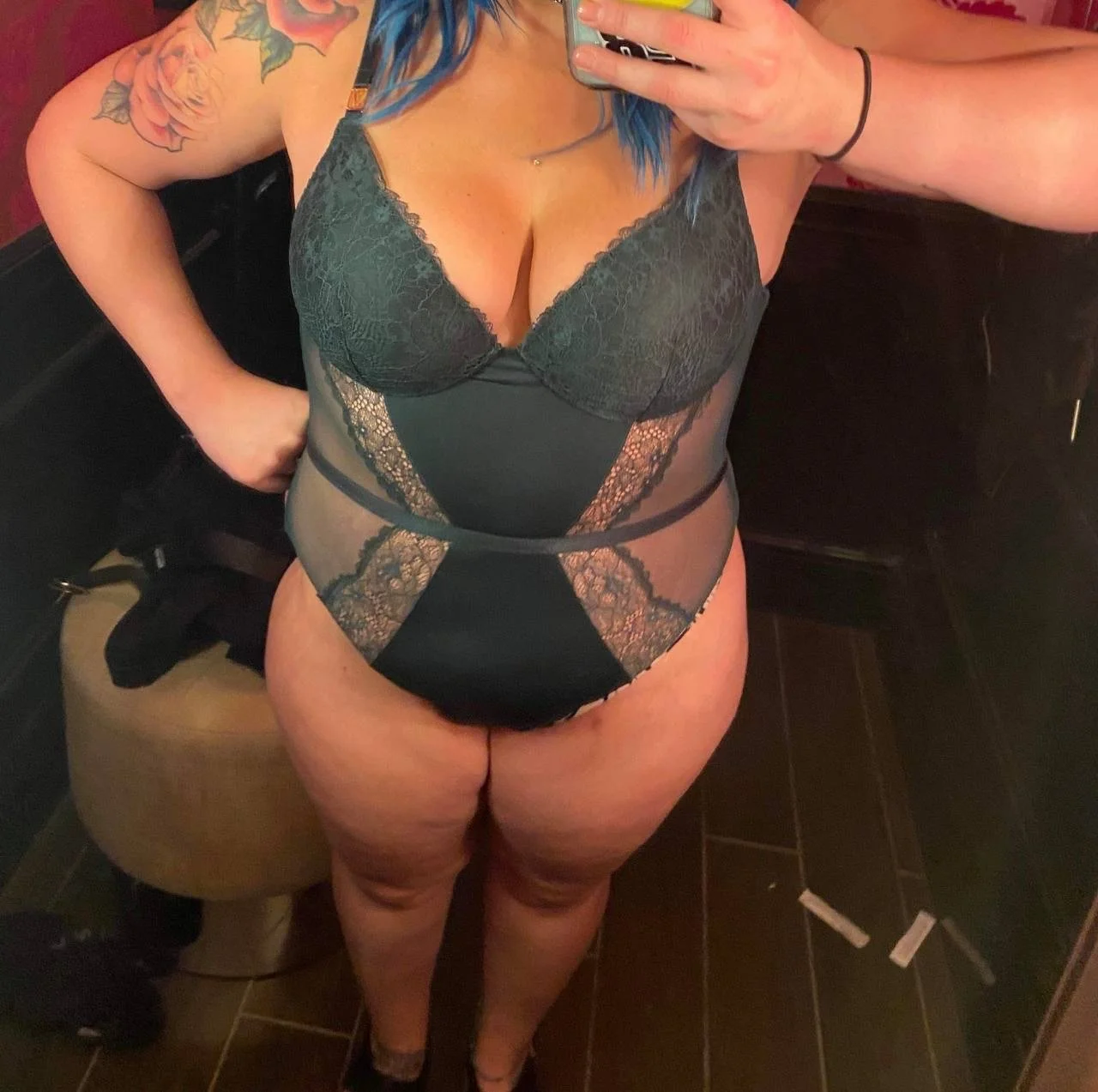 Skyler wants to be a Webslut let’s make her famous image 2