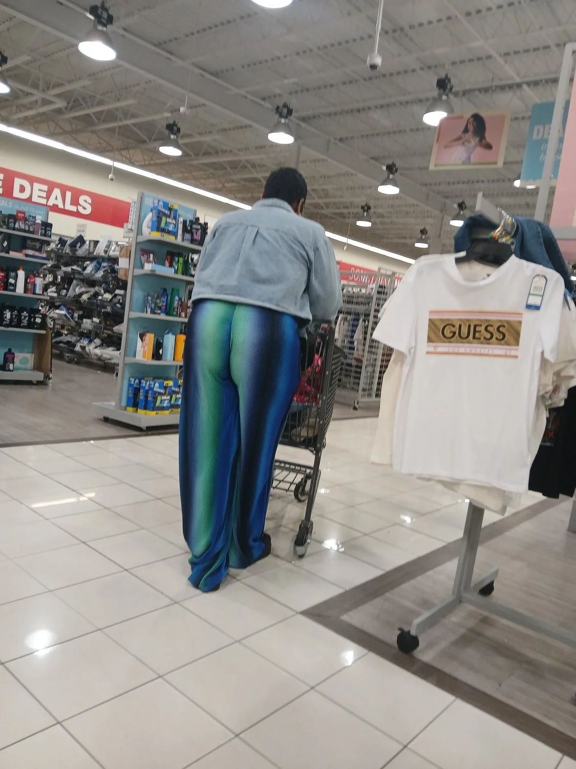 Black mommy VPL wedgie image 21