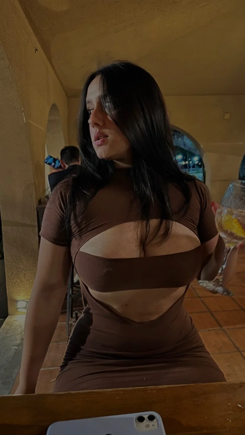 Argentina TETONA Diosa Culo Hermoso 🍑 image 2