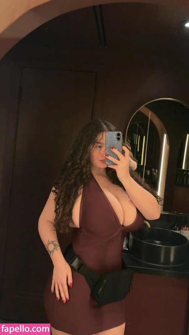 _laura.jo titty leak found (Lauramj, _laura.jo, laura_m_j, lmj037) image 7