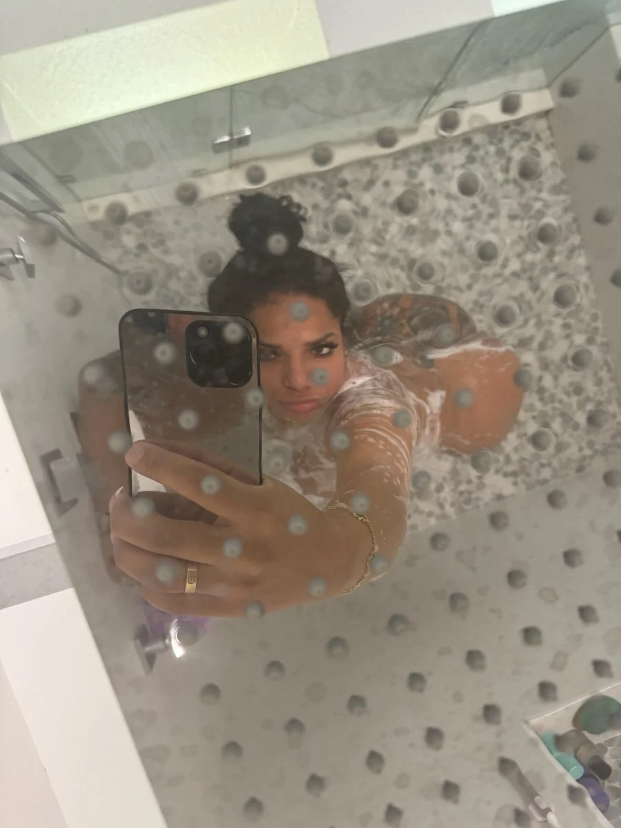 KKVS Mikayla Saravia SEXY image 35