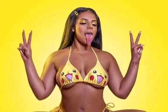 KKVS Mikayla Saravia SEXY image 9