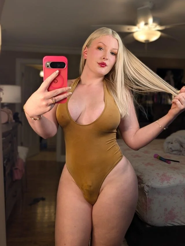 Snowbunny 🐇🍆 image 45