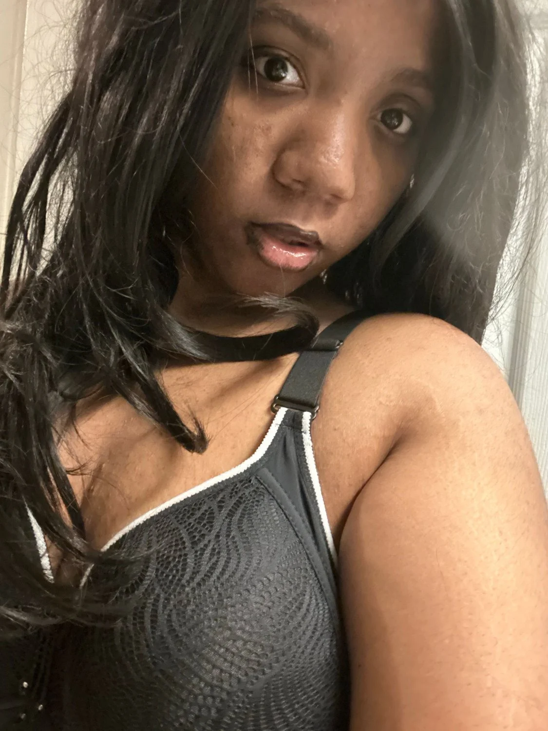 Exposing Milf from dm main image
