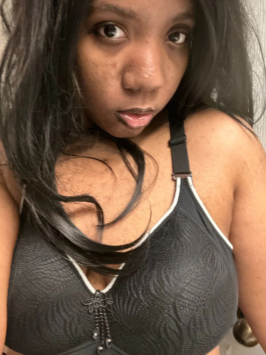 Exposing Milf from dm image 3