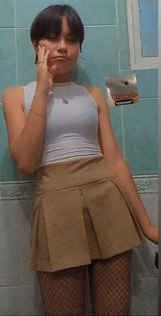 Puta novinha delicia foi vazada mostrando tudo pro ficante que mandou vazar! novinha, vazou, vazados image 8