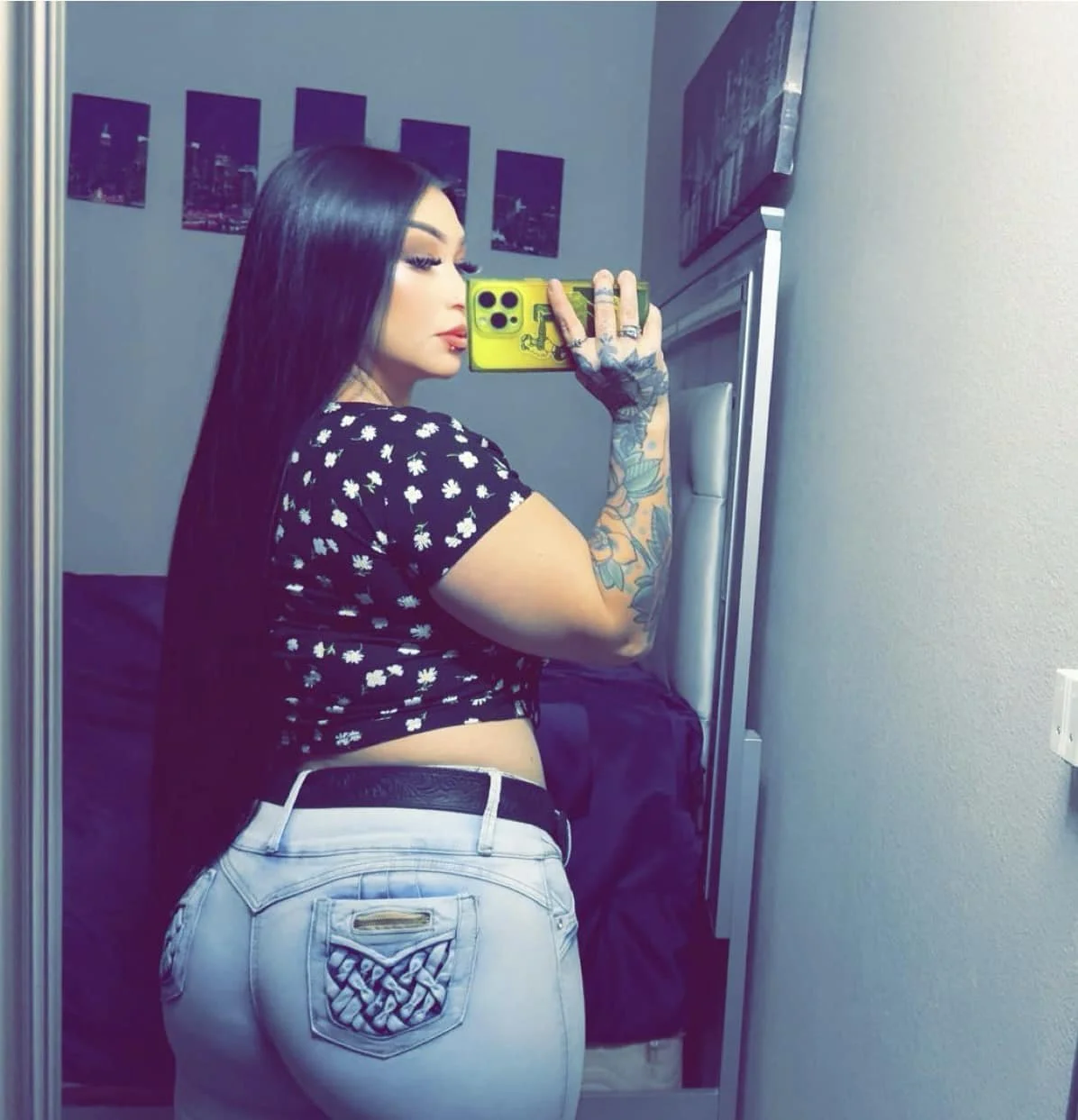 -Latina thick wife Snapchat- image 7