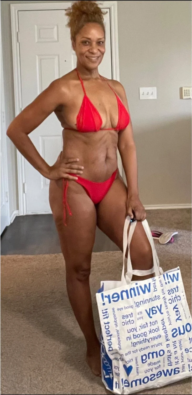 EBONY MATURE SANDRA image 11