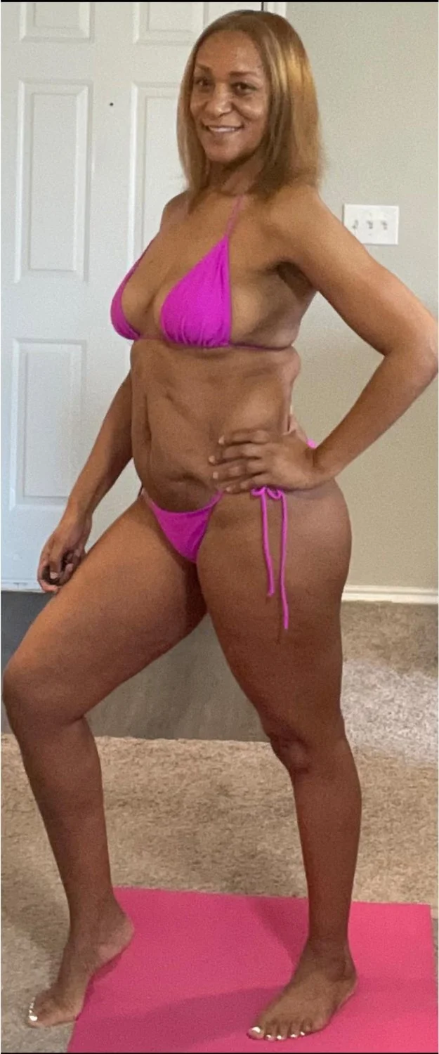 EBONY MATURE SANDRA image 28