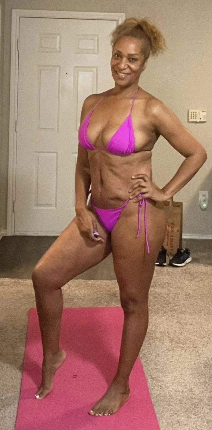 EBONY MATURE SANDRA image 41