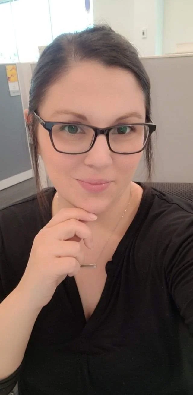 Liz image 4