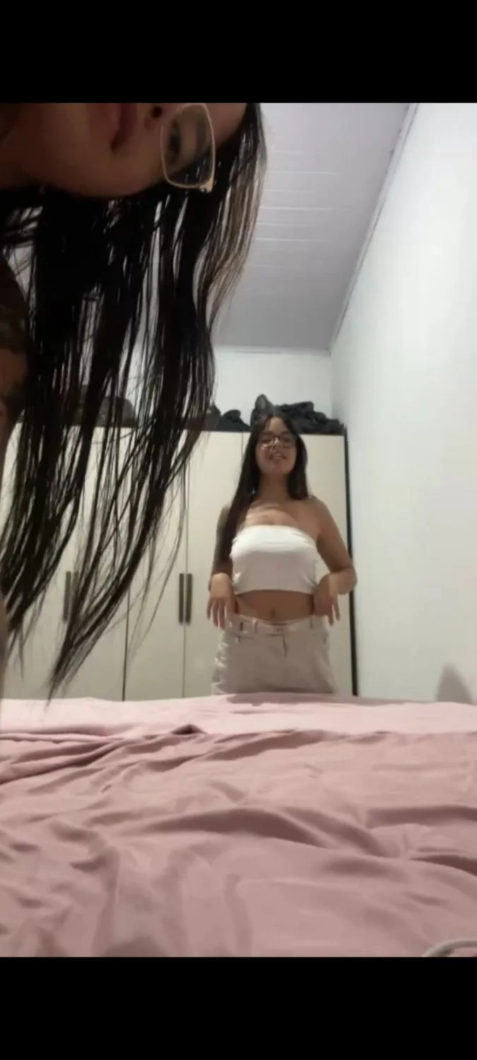 Couple girls beautiful image 2