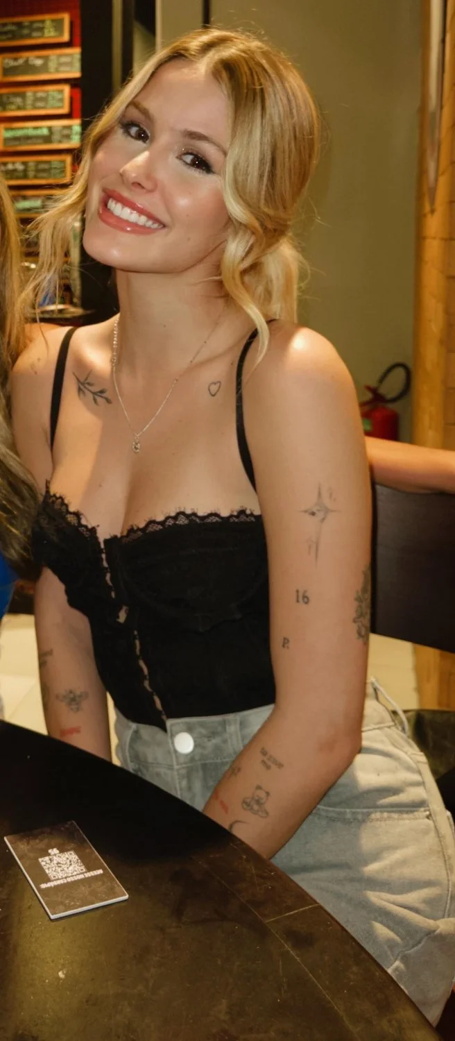 Loirinha - deepnude order image 2