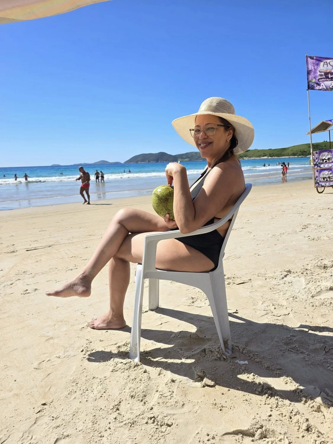 Mãe de Familia gostosa, bundão com celulite do jeito que macho de verdade gosta. image 15