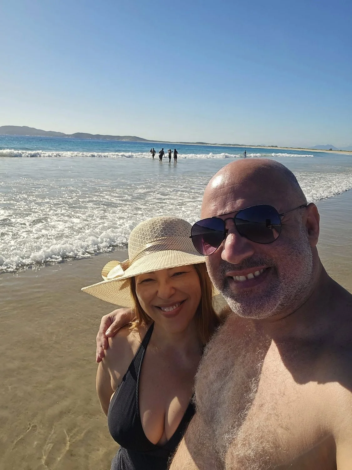 Mãe de Familia gostosa, bundão com celulite do jeito que macho de verdade gosta. image 6