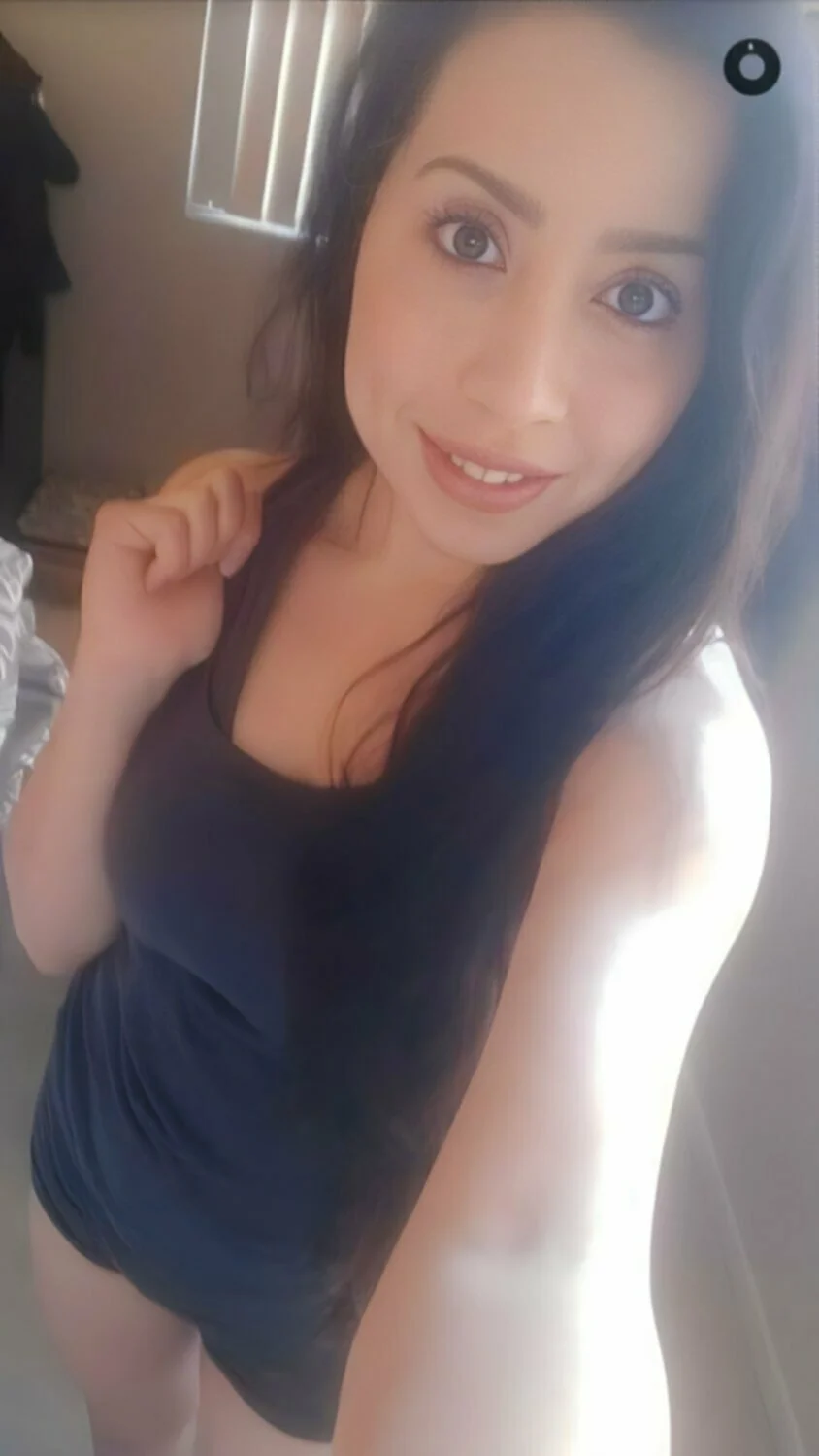 Sexy milf ready to be shared image 30
