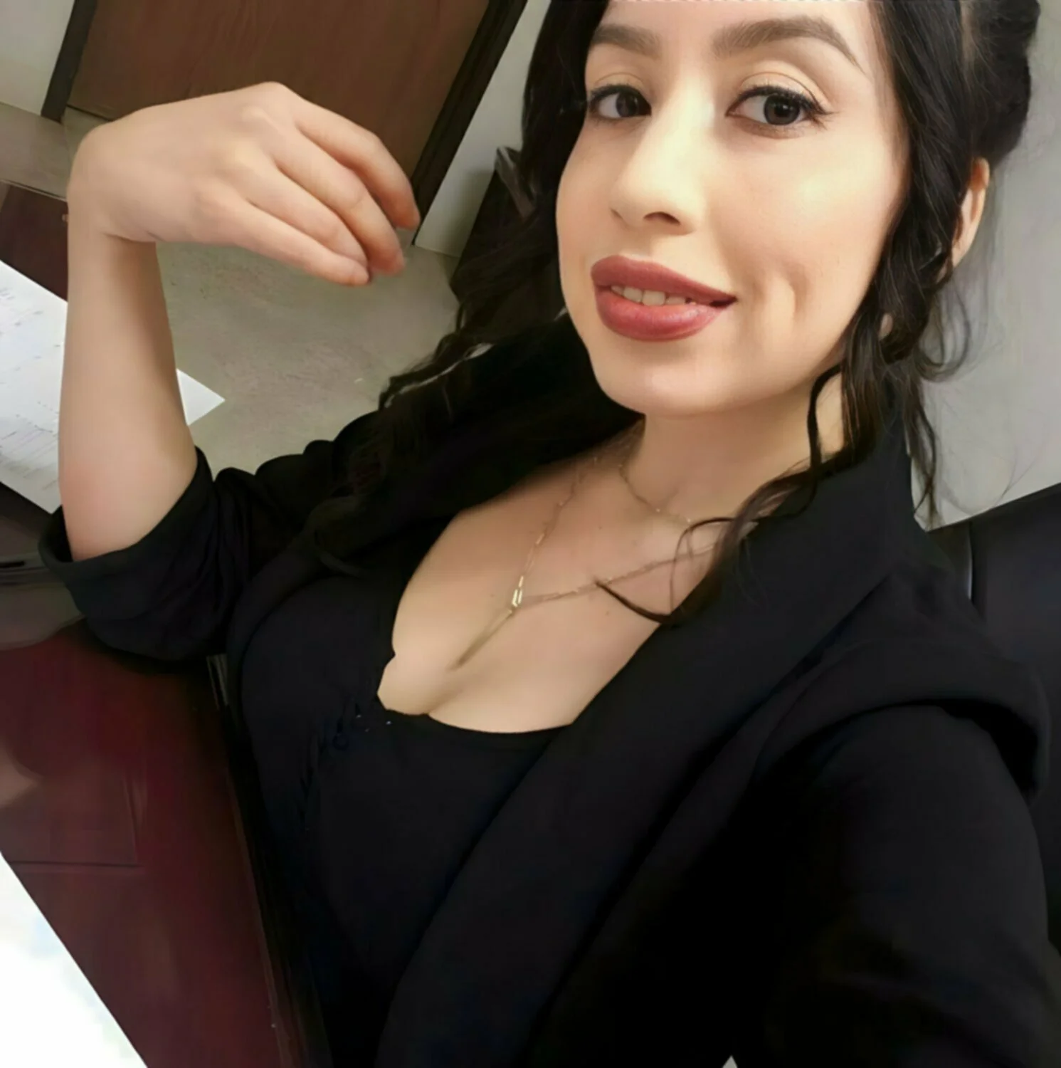 Sexy milf ready to be shared image 36