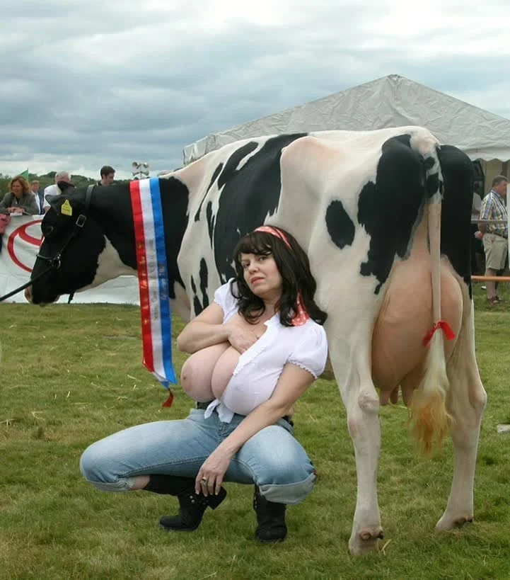 I'd really like to fuck this milf mom so bad image 39