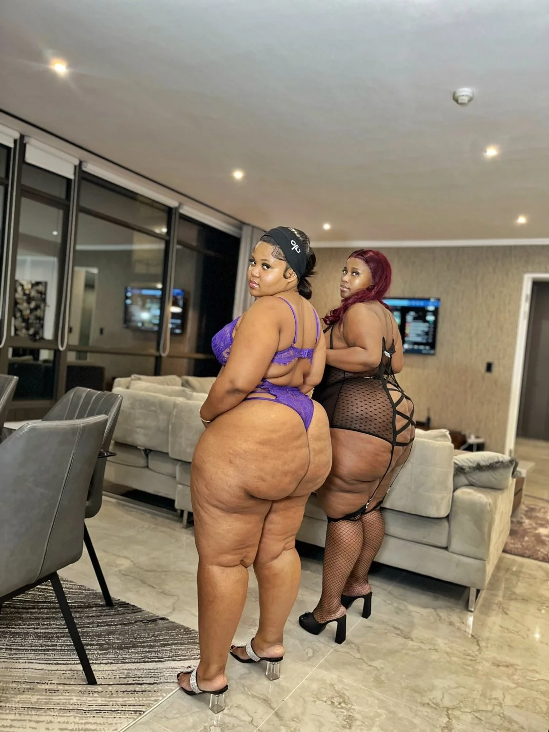 Liso finds her bbw twin lerry image 2