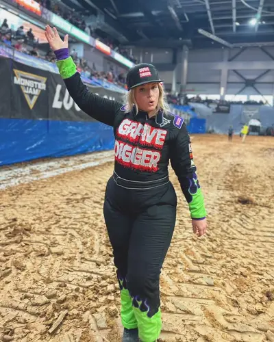 Thick monster jam gravedigger smoking hottie cover image