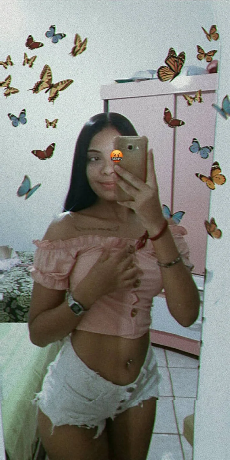 Morena vadia novinha caiu na net! puta gostosa foi vazada exibindo a buceta pra macho image 5