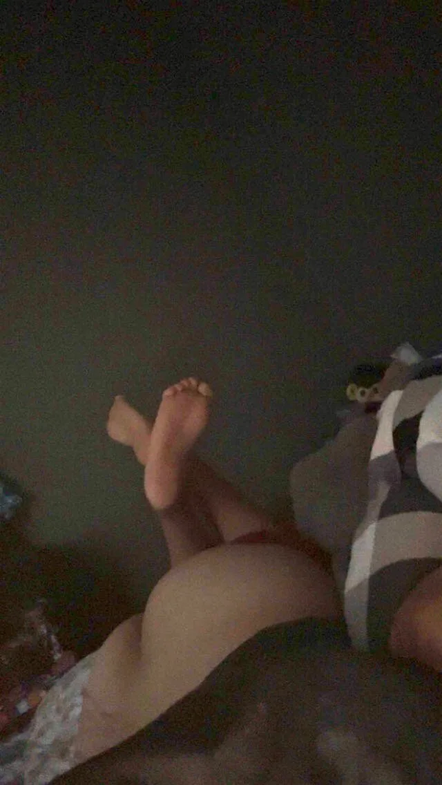 DM FOR NUDES image 4