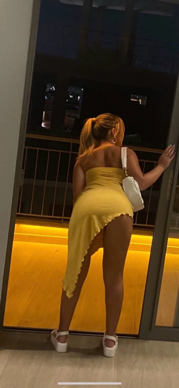 College PAWG image 11