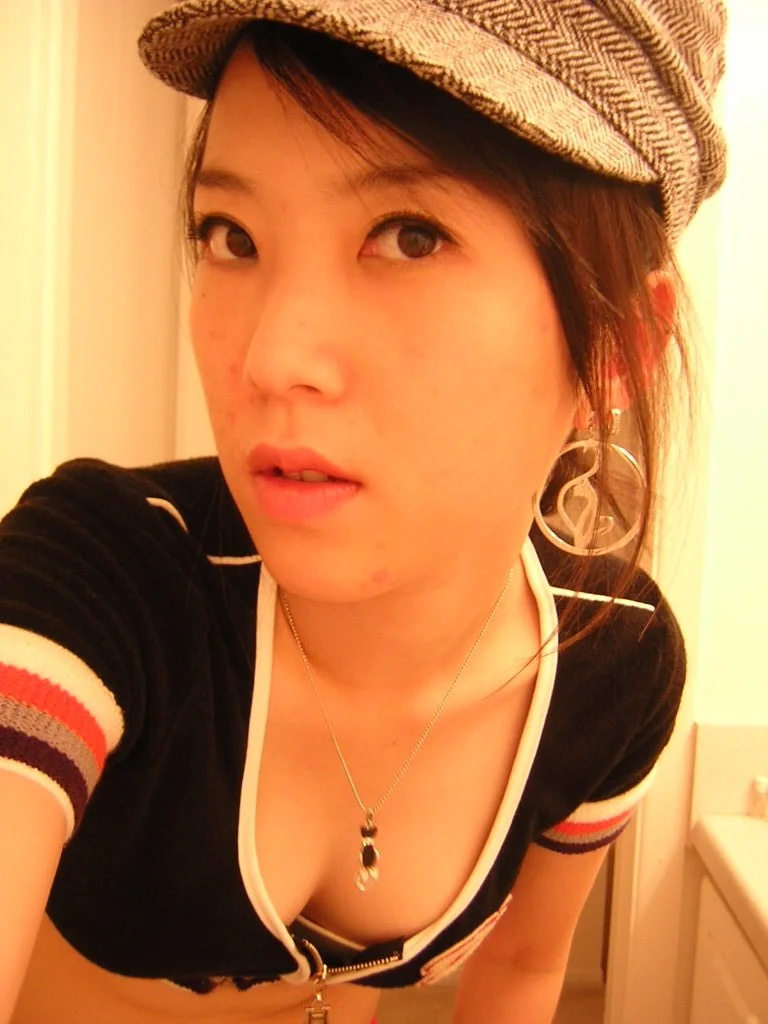 Chinese amateur girl 32 image 26