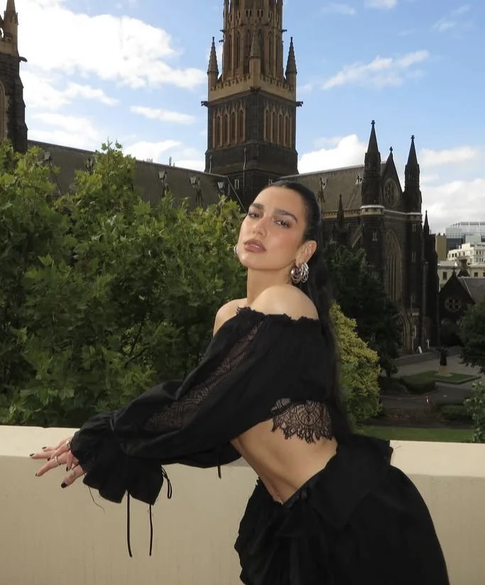 Dua Lipa image 31