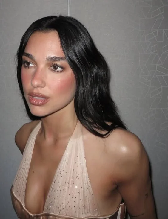 Dua Lipa image 5