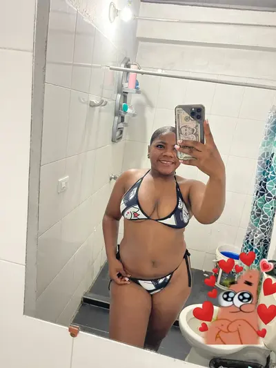 Patrullera De Policia 👮‍♀️🚔🇨🇴🥵😈🤤🥴🍑 cover image