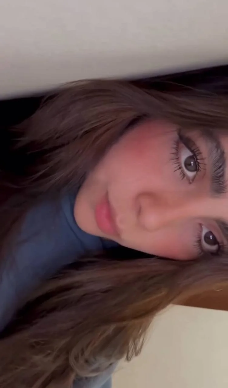 Que les parece la puta novia sumisa que un seguidor me entrego image 2