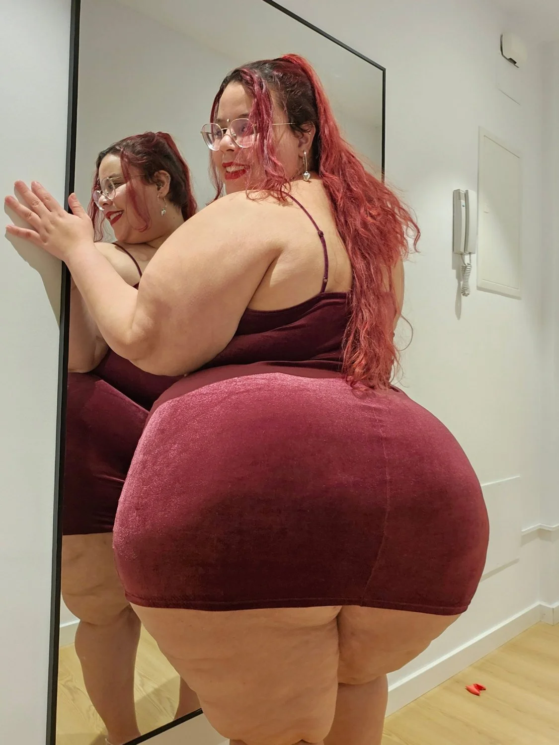 M3gA w1d3 Lat1nA bBw b00tY !! image 6