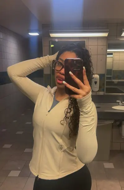 Cucks gf exposed for everyone to goon cover image