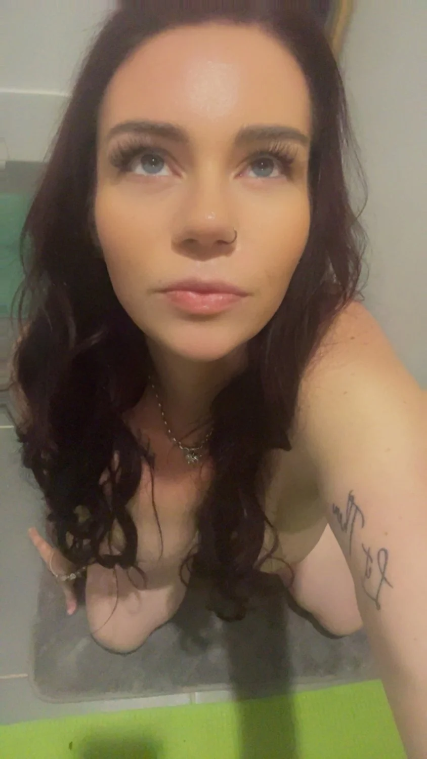 Owned SluttyPet Jemma image 11