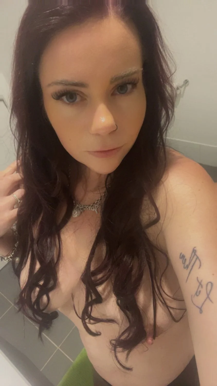 Owned SluttyPet Jemma image 2