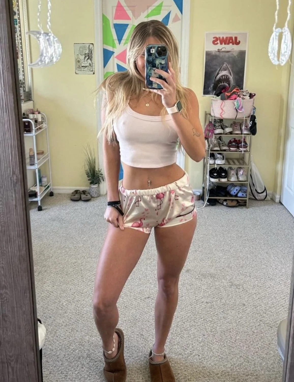 Blonde with great body - Part 1 image 11