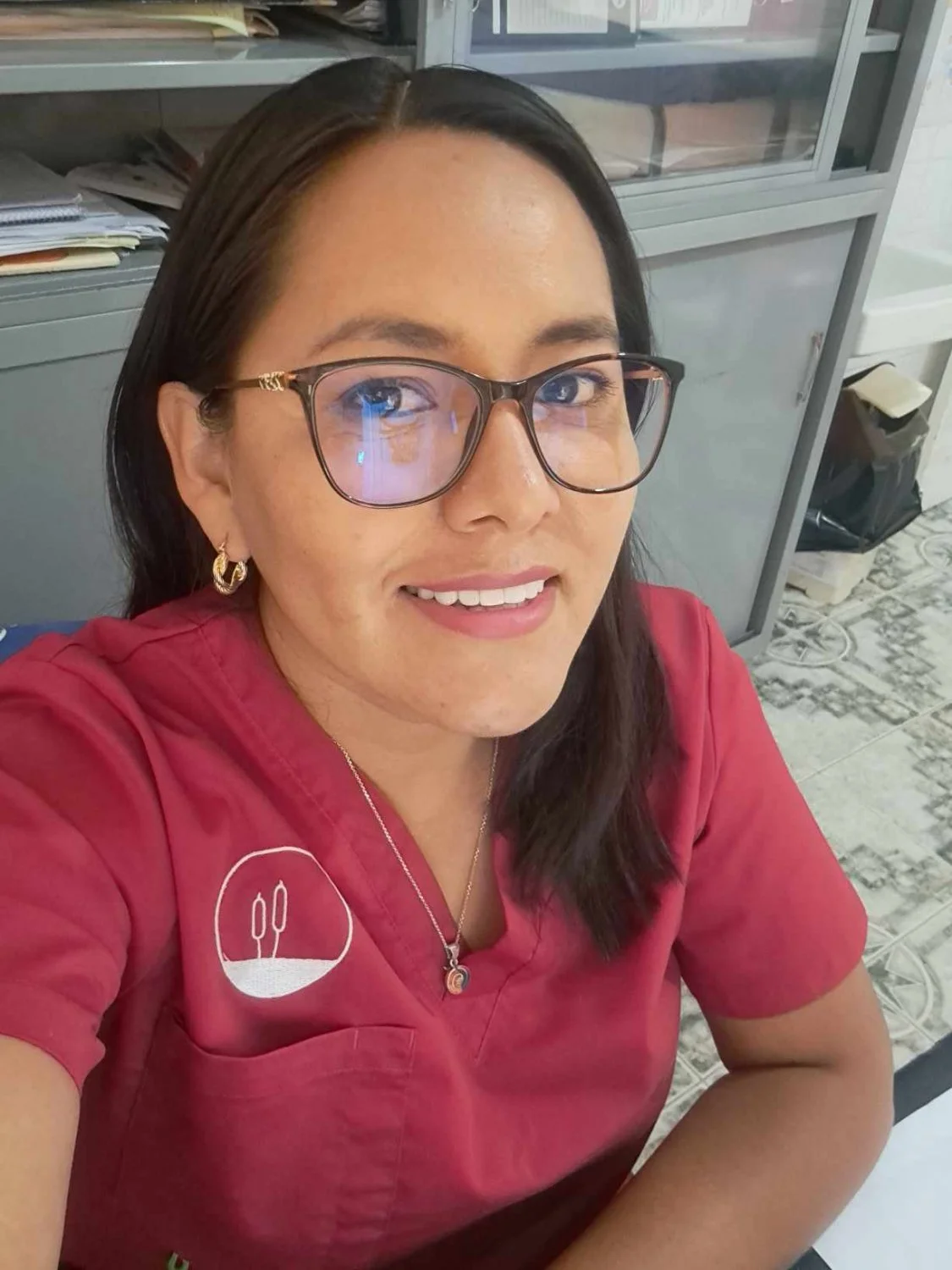 Mi doctora putita envia su pack image 4